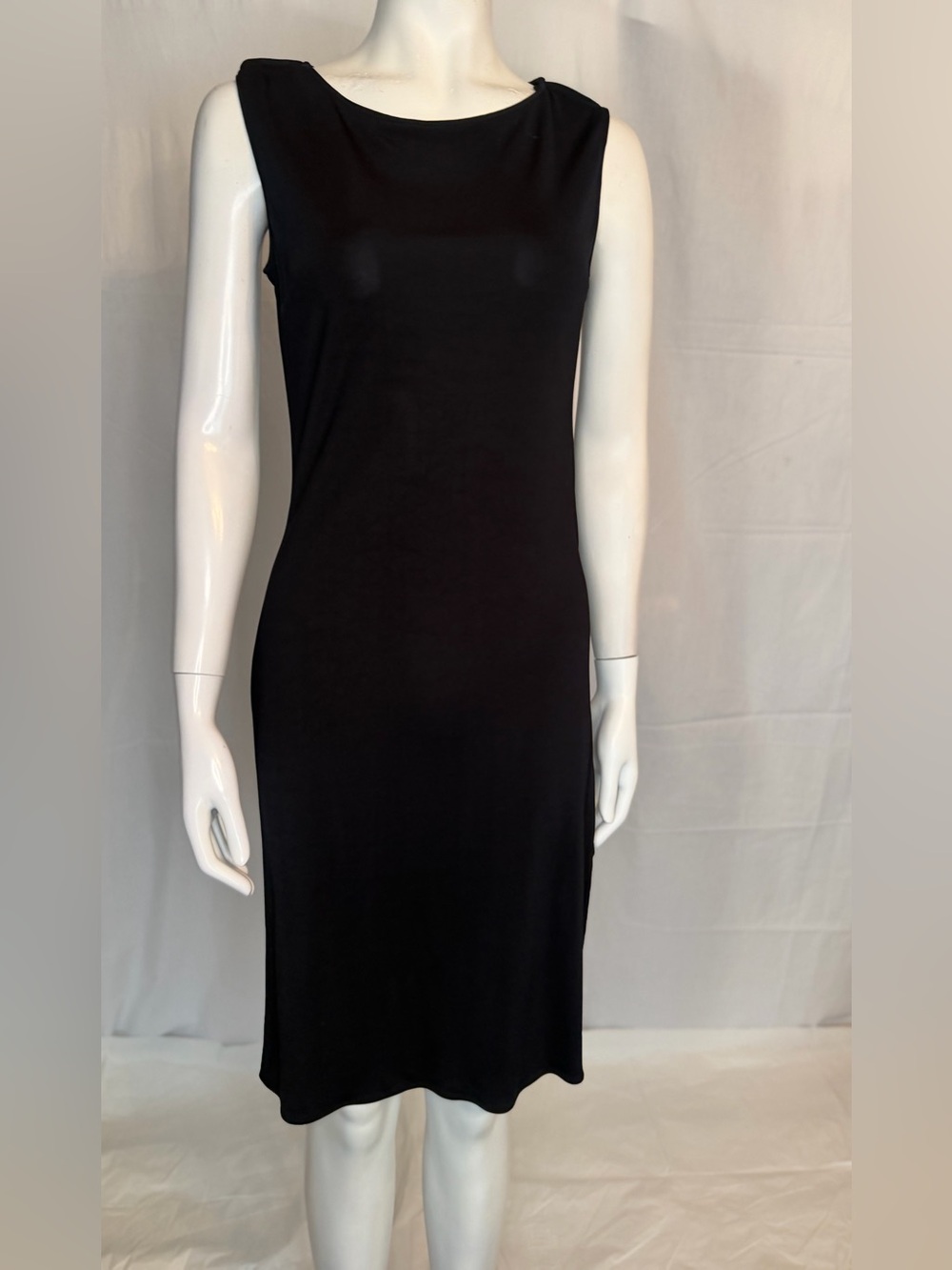 Gianfranco Ferre Black Sleeveless Midi Sheath Dress